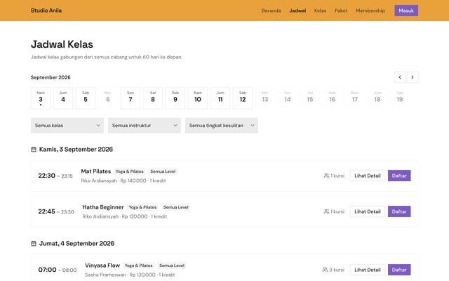 Website studio dengan jadwal kelas live dan tombol booking untuk member